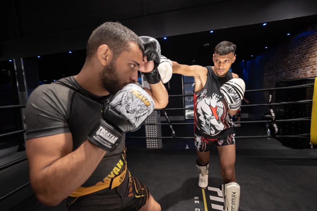 Is Muay Thai Gloves Also Used for Boxing